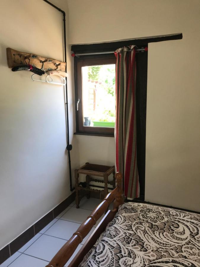 Carhaix Cottage Landeleau Экстерьер фото